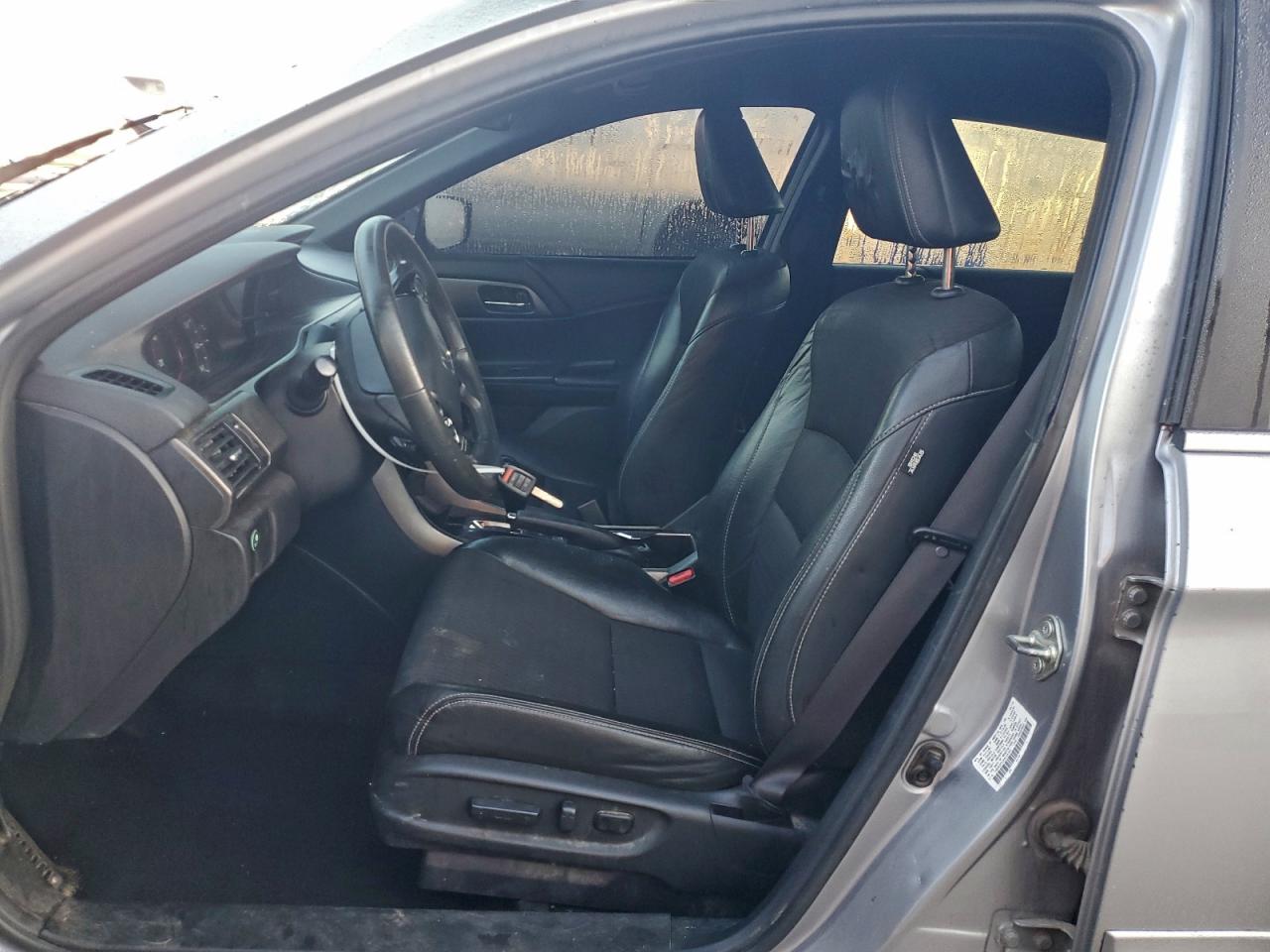 2017 Honda Accord Sport VIN: 1HGCR2F52HA036393 Lot: 93357165