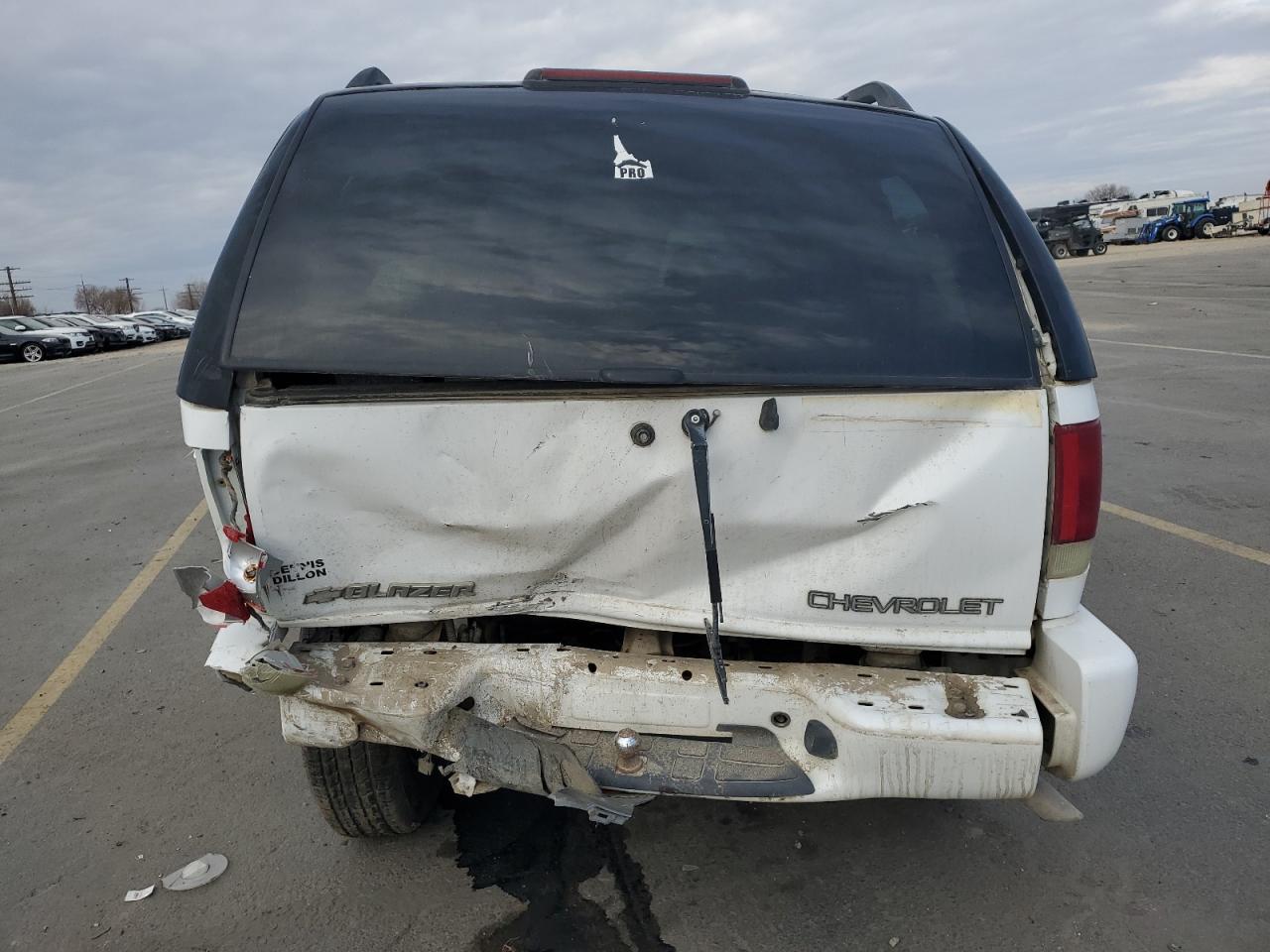 2002 Chevrolet Blazer VIN: 1GNDT13W32K175386 Lot: 92736975