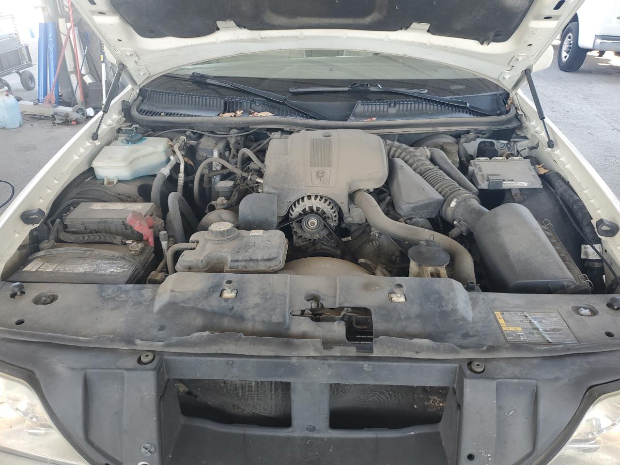 2005 Lincoln Town Car Signature VIN: 1LNHM81W05Y628993 Lot: 91690635