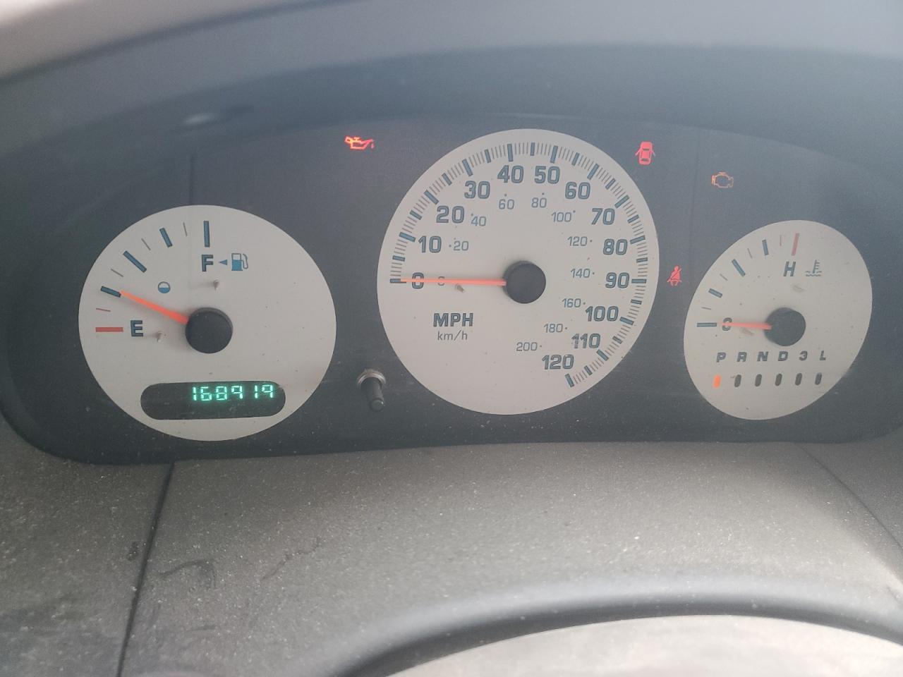 2003 Chrysler Town & Country VIN: 2C4GP24R13R269777 Lot: 92169155