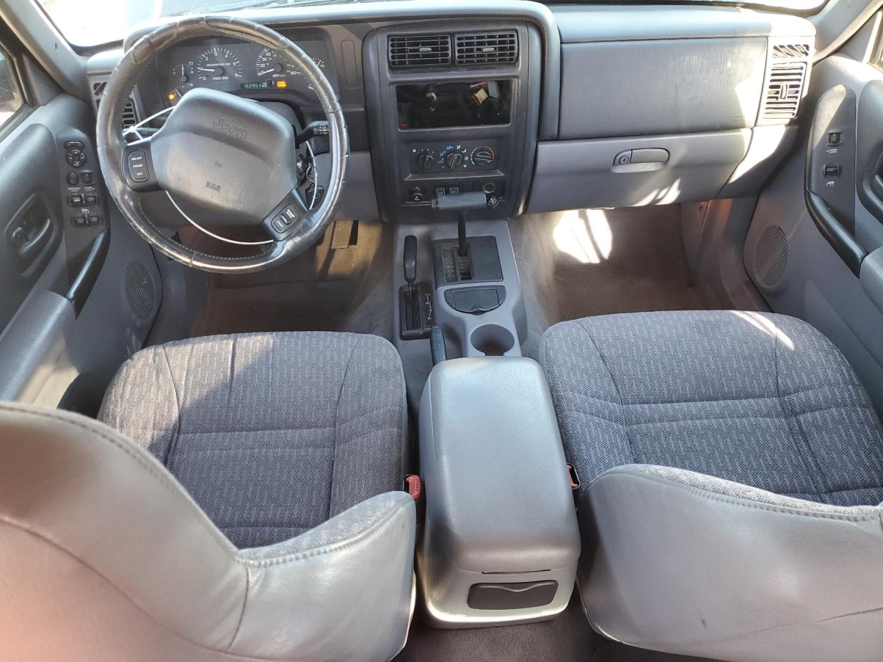 1998 Jeep Cherokee Sport VIN: 1J4FJ68S5WL237309 Lot: 92902415