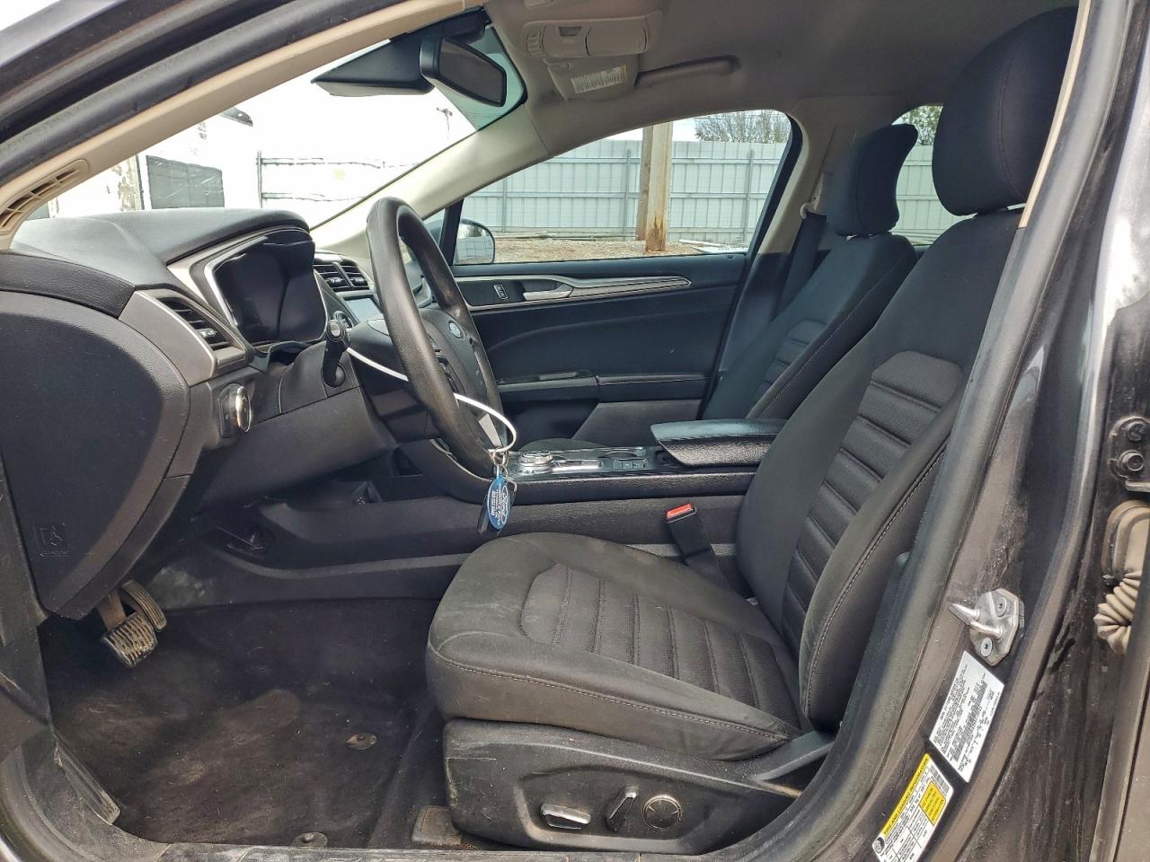 2019 Ford Fusion Se VIN: 3FA6P0LU2KR110125 Lot: 94295635