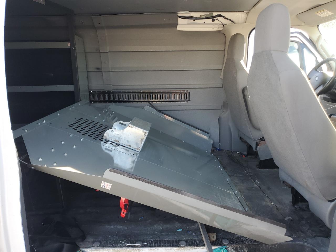 2011 Ford E250 Delivery Van VIN: 1FTNS2EWXBDA70027 Lot: 91916385