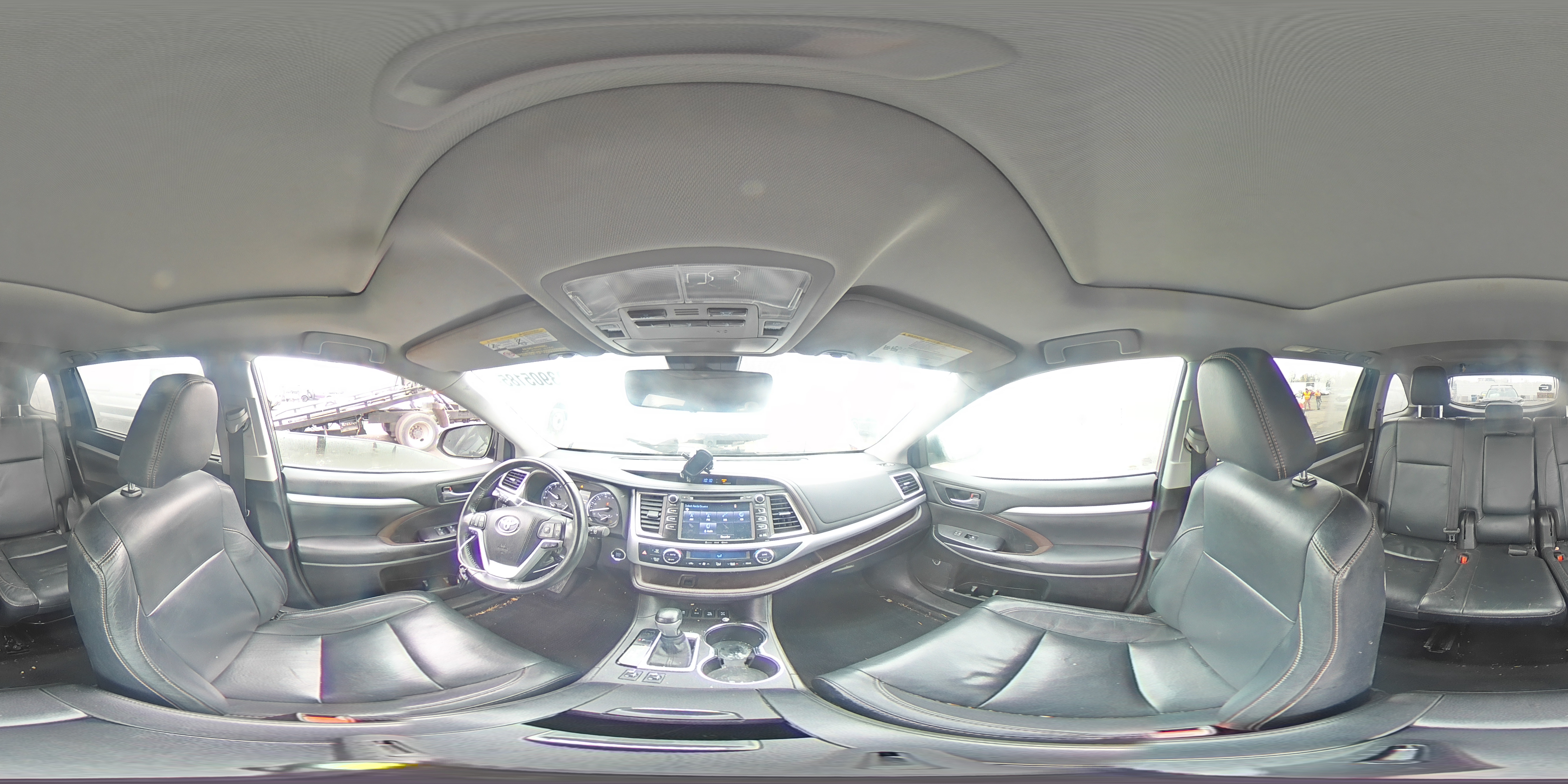 2018 Toyota Highlander Se VIN: 5TDJZRFH2JS818601 Lot: 93905185