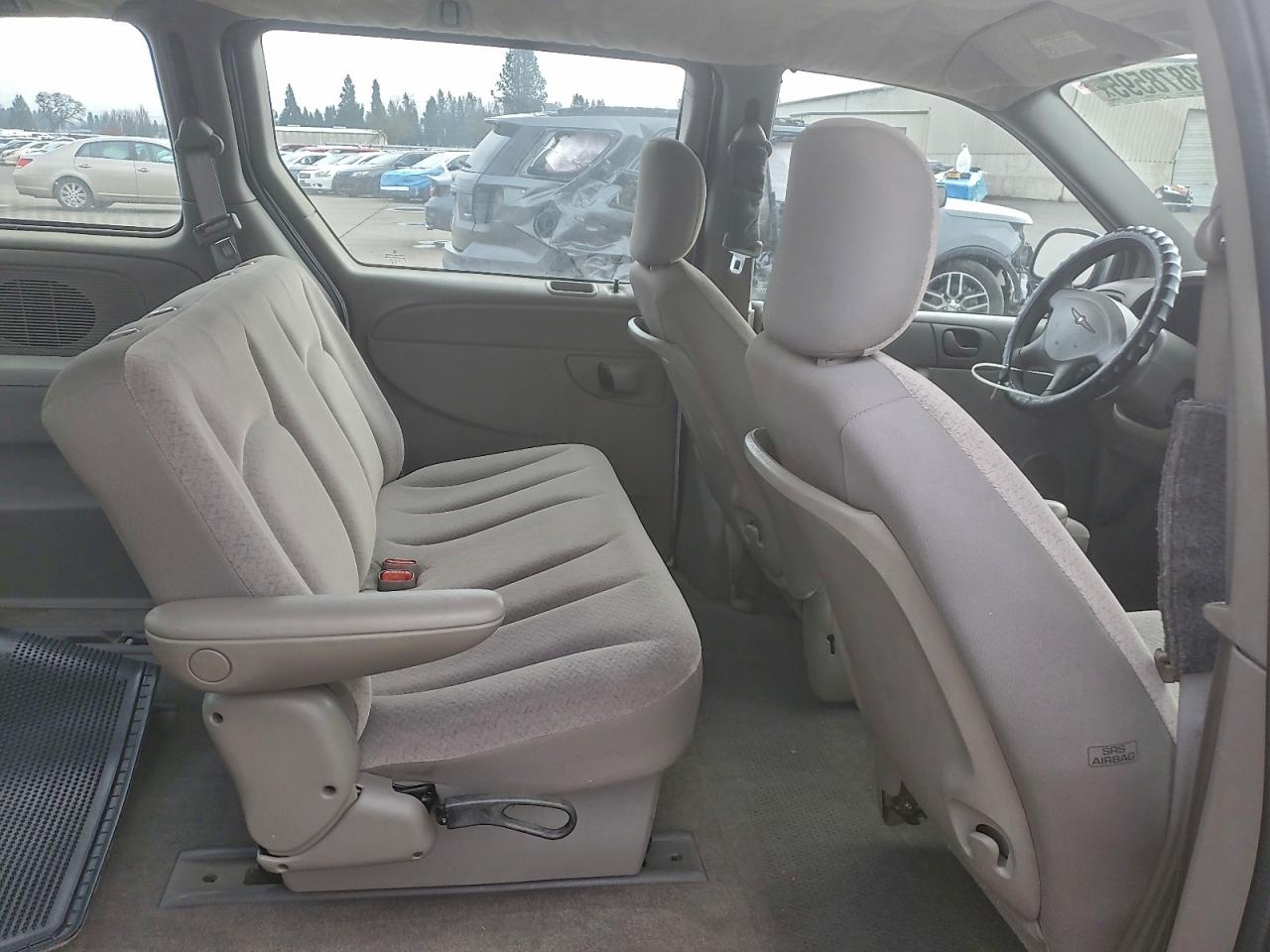 2003 Chrysler Voyager VIN: 1C8GJ25B73B326466 Lot: 93878595