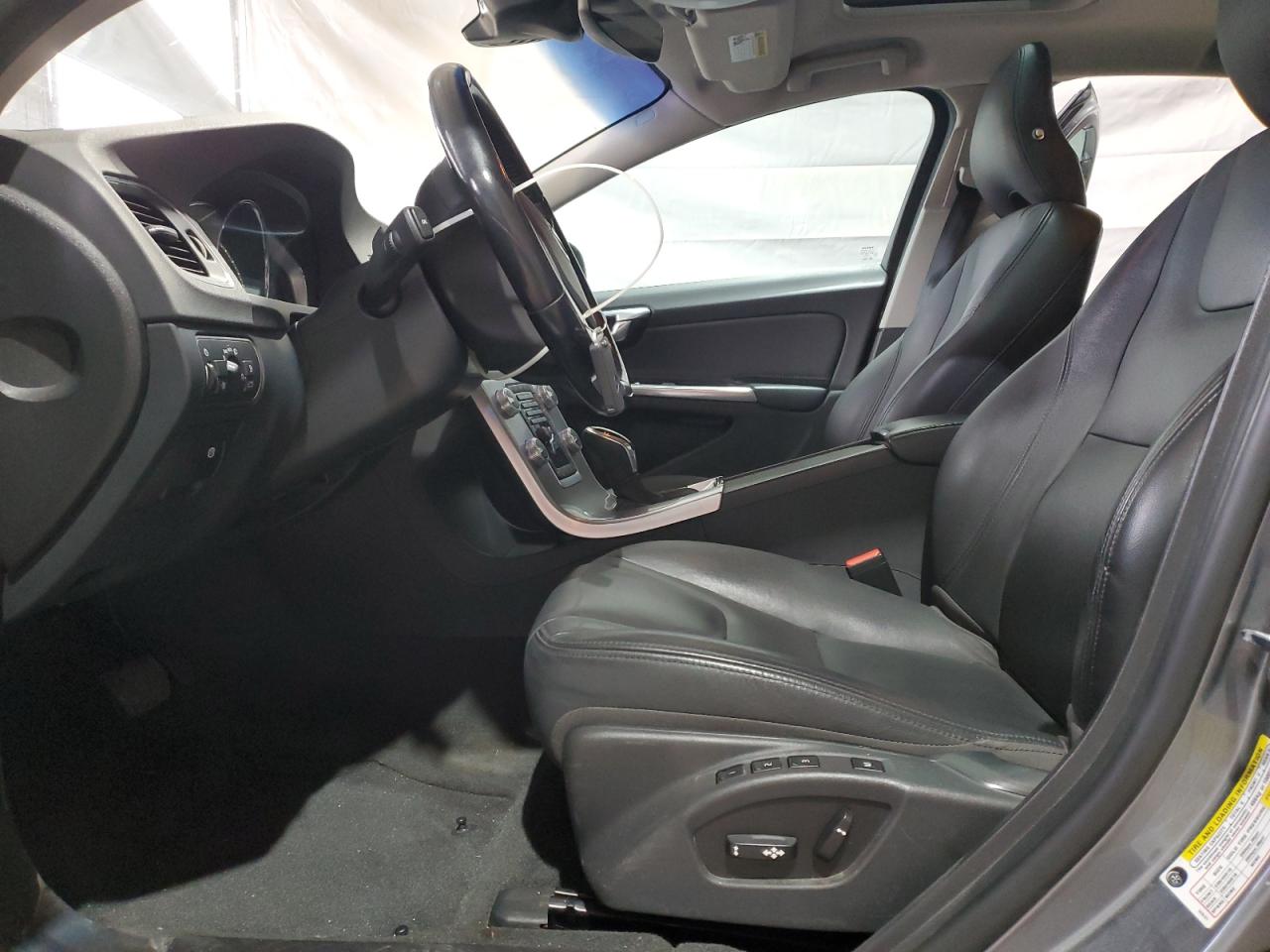 2018 Volvo S60 Inscription VIN: LYV402TK7JB157605 Lot: 90667485