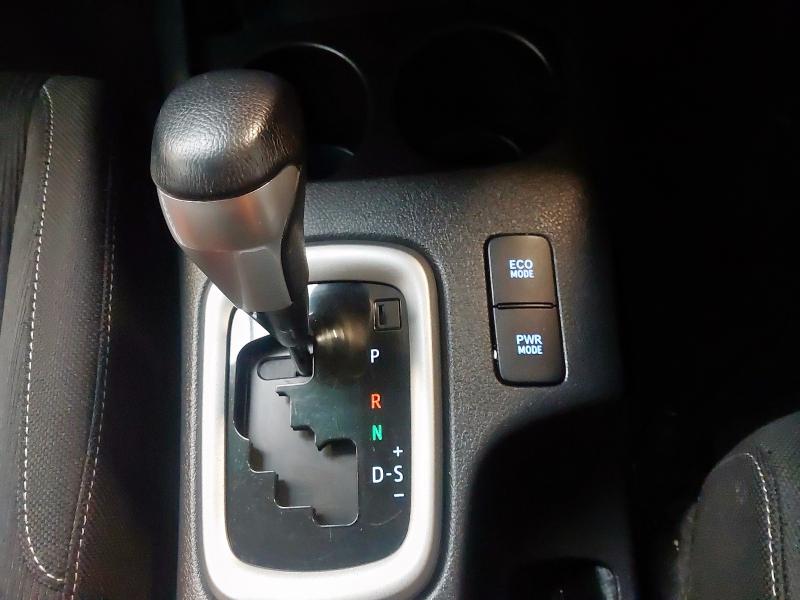 2021 TOYOTA HILUX INVINCIBLE D/CAB PICK UP 2.8 D-4D AUTO