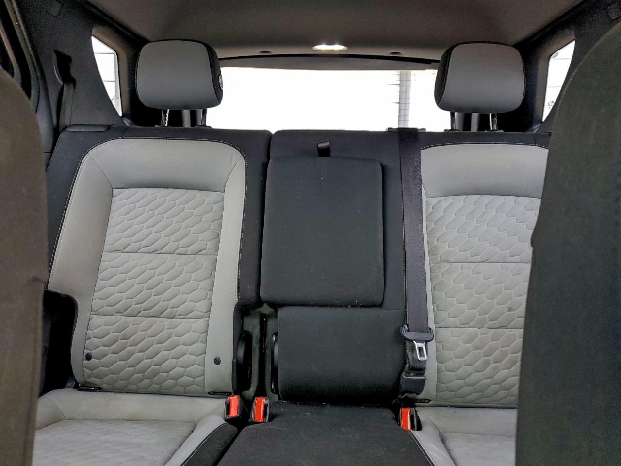 2018 Chevrolet Equinox Ls VIN: 2GNAXHEV9J6170991 Lot: 94639085