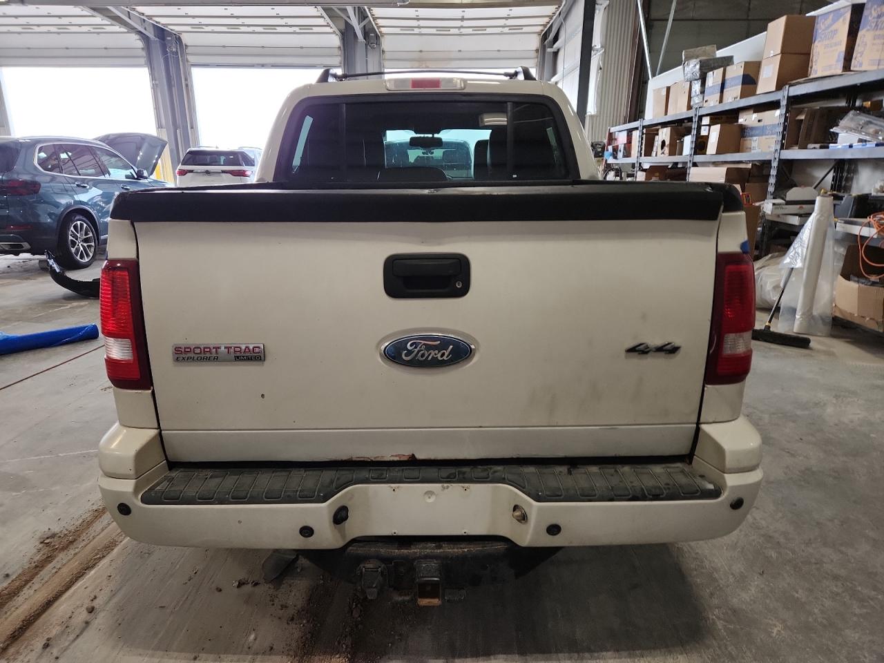 2010 Ford Explorer Sport Trac Limited VIN: 1FMEU5D85AUA08026 Lot: 93385925