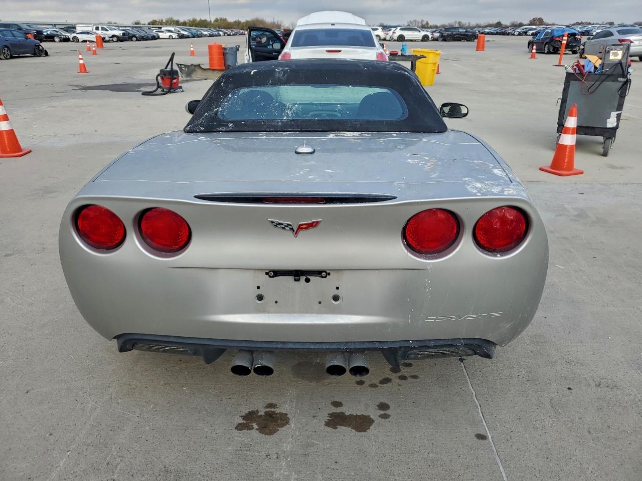 2005 Chevrolet Corvette VIN: 1G1YY34U355117052 Lot: 93239475
