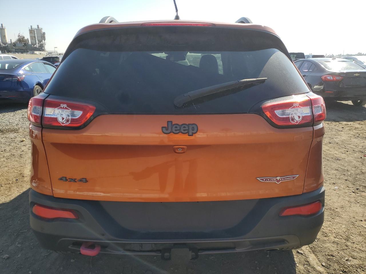 2015 Jeep Cherokee Trailhawk VIN: 1C4PJMBSXFW635797 Lot: 90147485