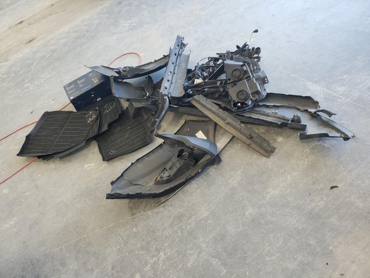 2018 Ford Edge Sel VIN: 2FMPK4J9XJBB50402 Lot: 87379325