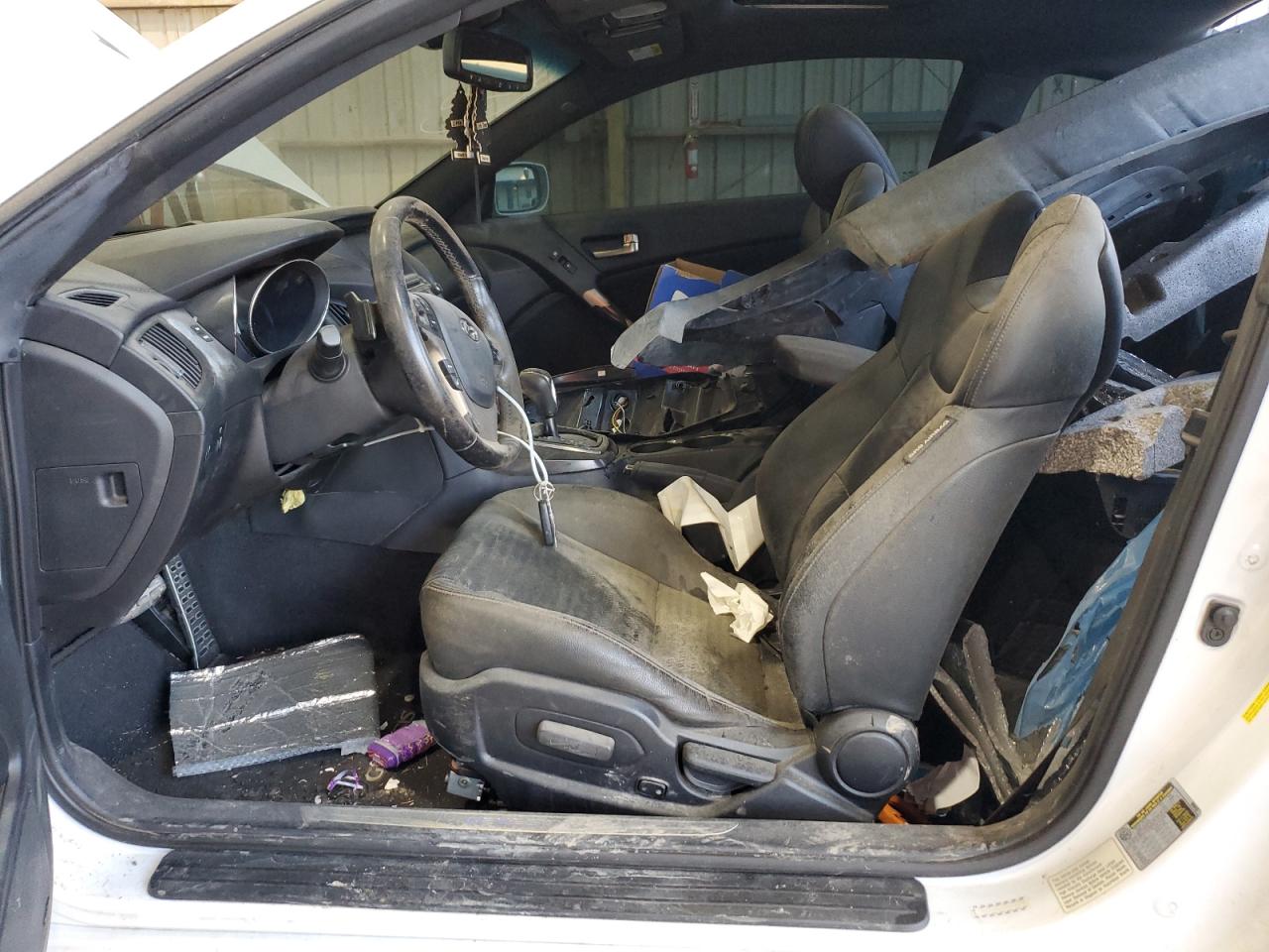 2015 Hyundai Genesis Coupe 3.8L VIN: KMHHU6KJ7FU127650 Lot: 81464295