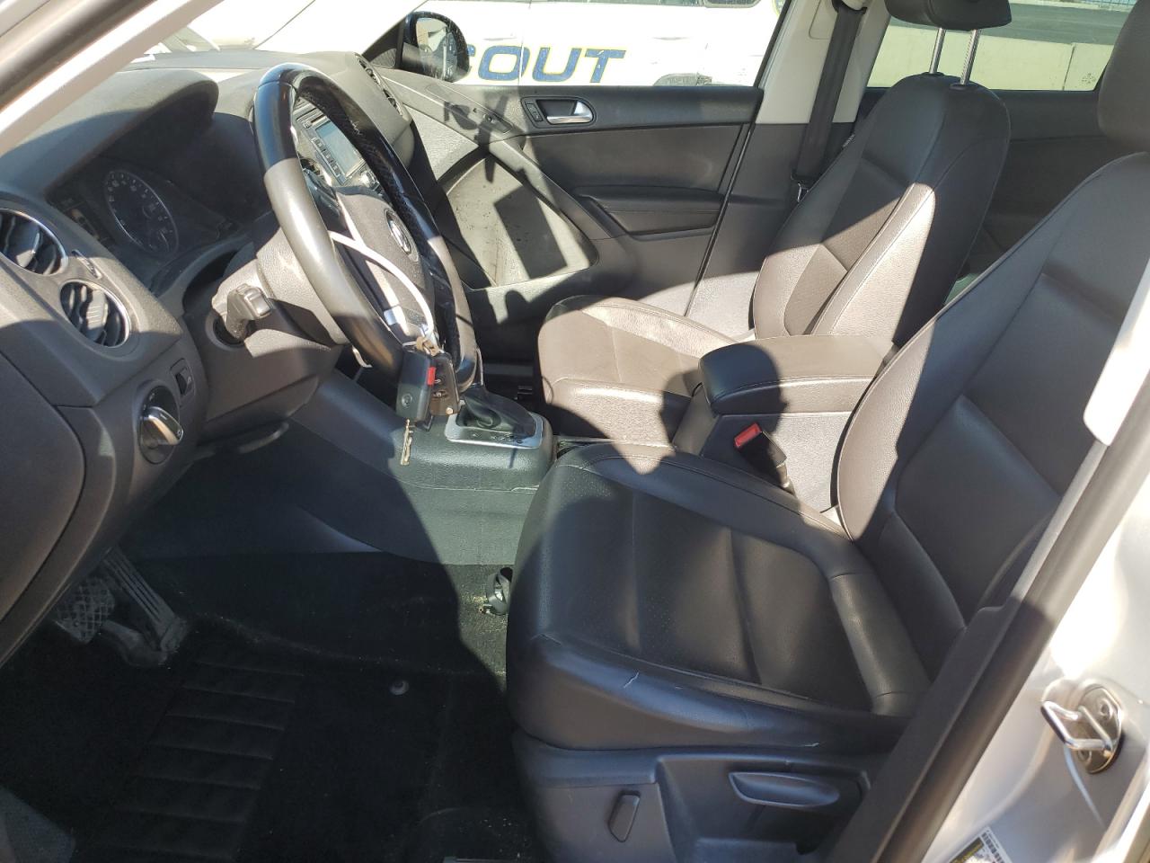 2013 Volkswagen Tiguan S VIN: WVGAV3AX6DW621213 Lot: 92944225