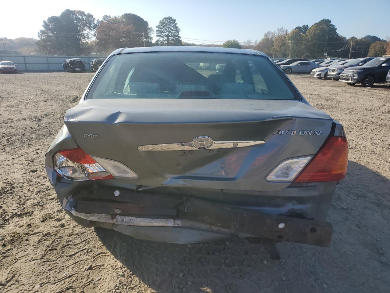 2000 Toyota Avalon Xl VIN: 4T1BF28B3YU041294 Lot: 92723065