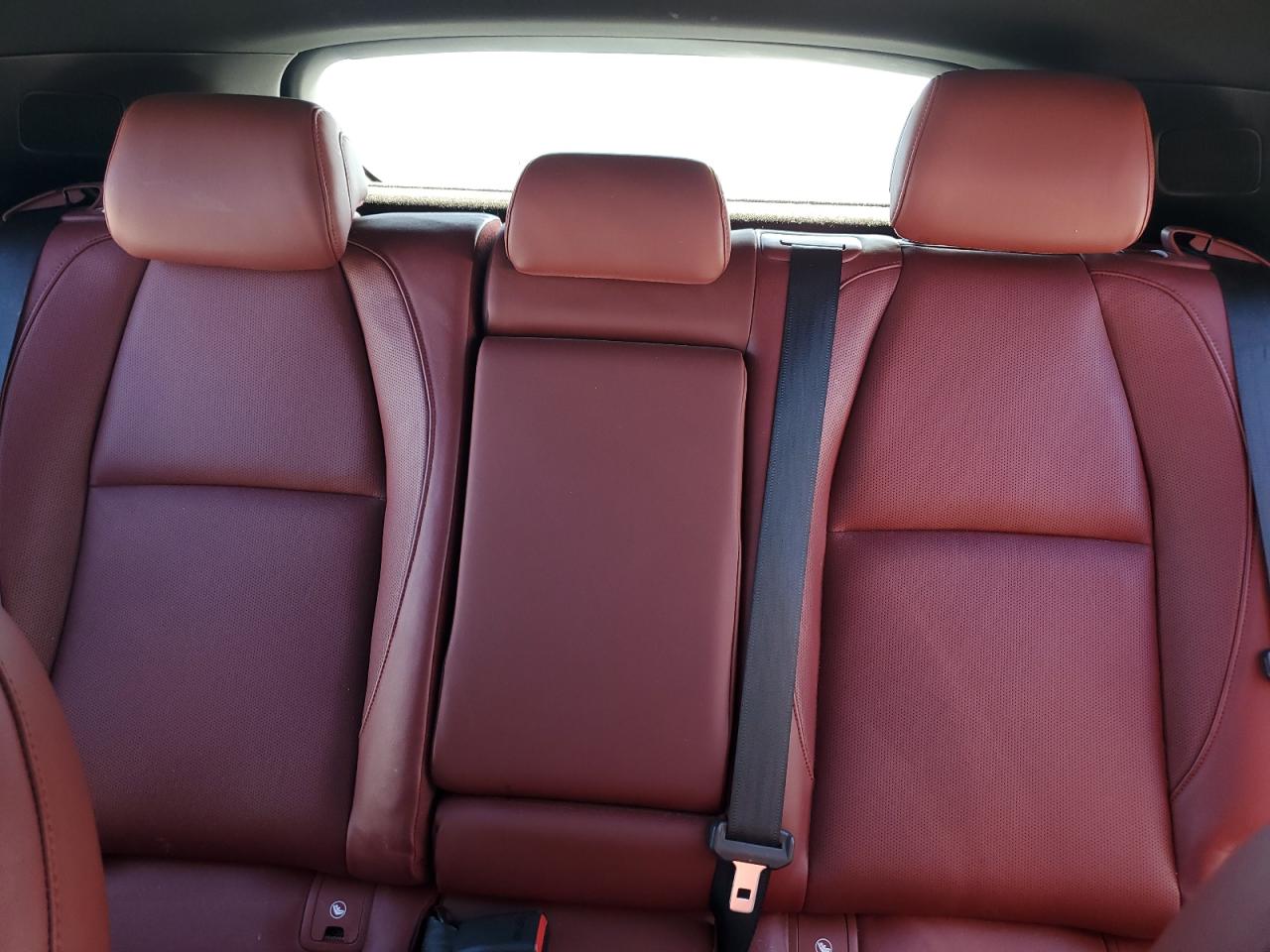 2019 Mazda 3 Premium VIN: JM1BPANM6K1136782 Lot: 92416785