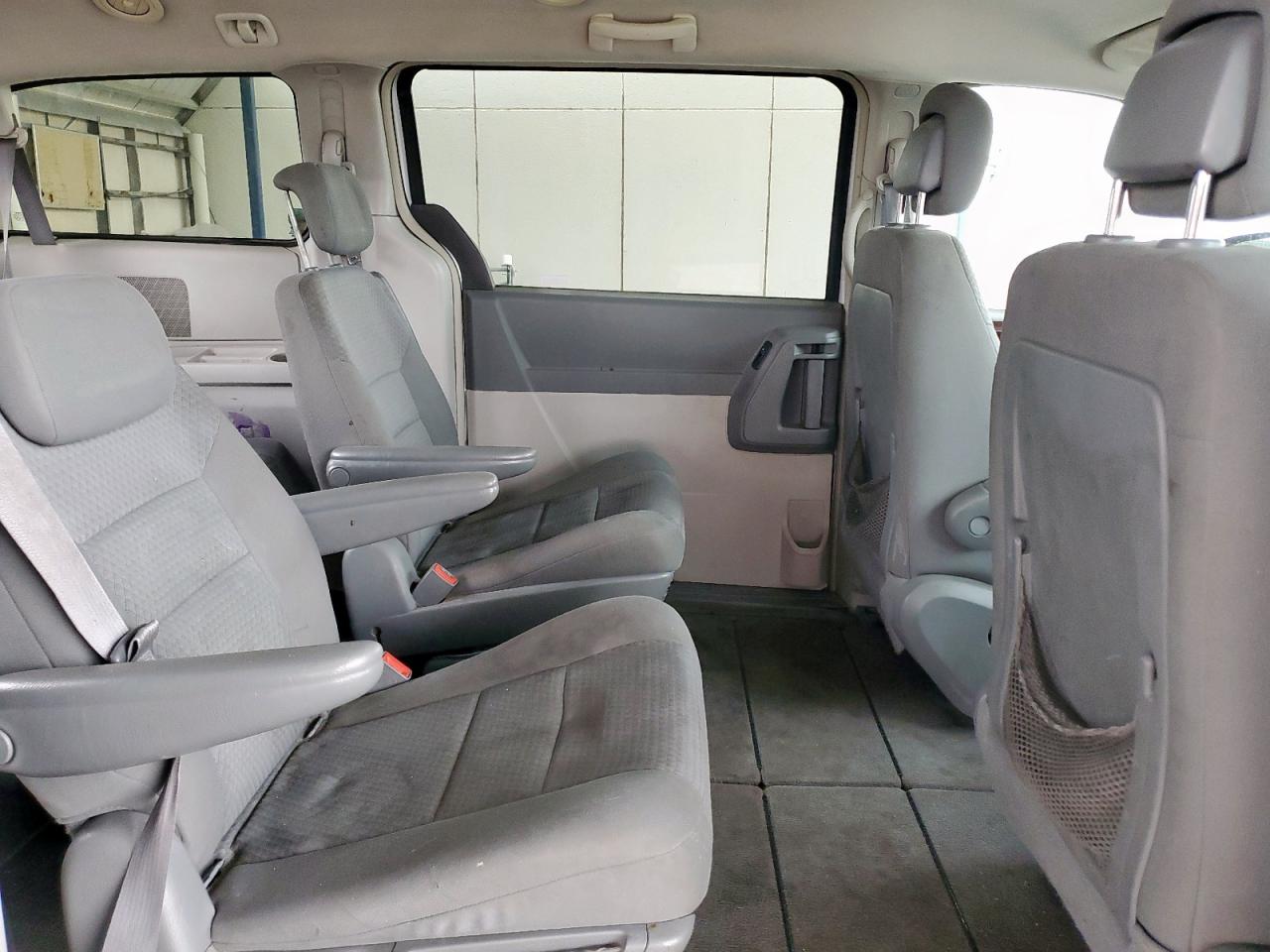 2010 Chrysler Town & Country Touring VIN: 2A4RR5D19AR358826 Lot: 93372475