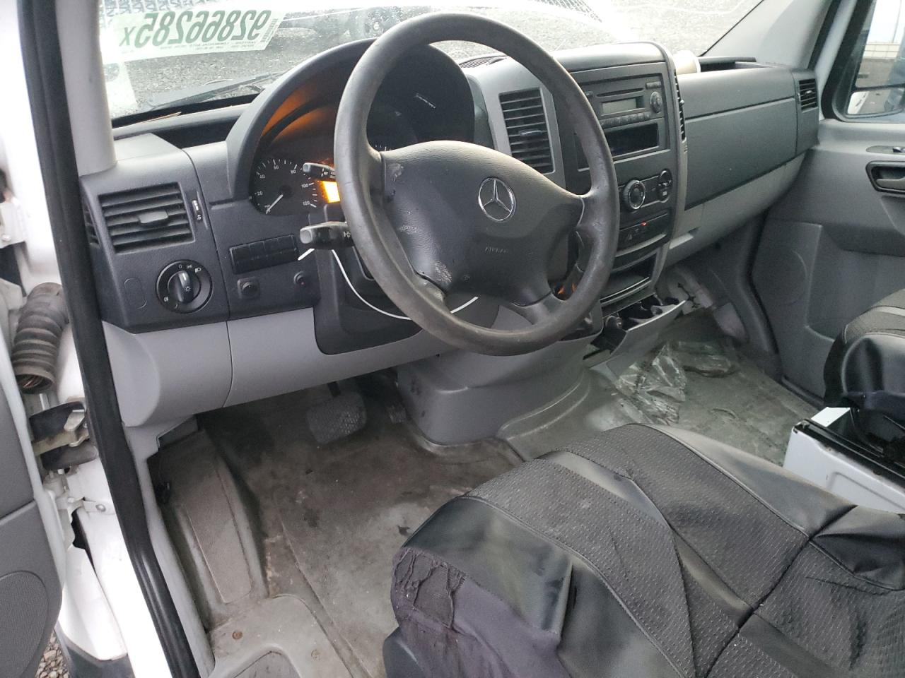 2012 Mercedes Benz Sprinter Delivery Van VIN: WD3PF4CC0C5626031 Lot: 92866285