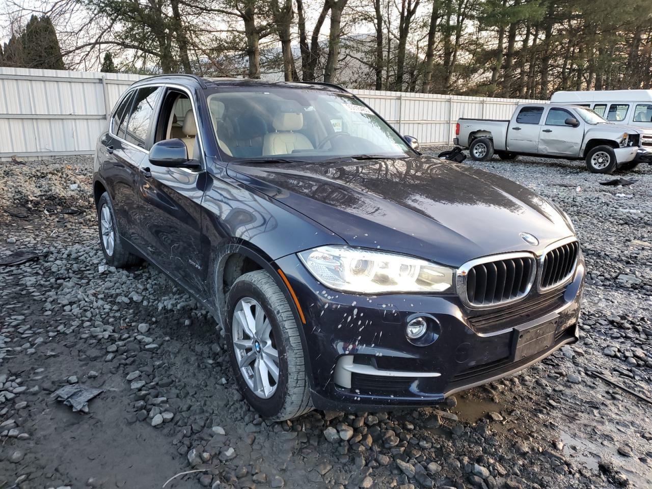 Фото: 5UXKR0C5XF0K61715