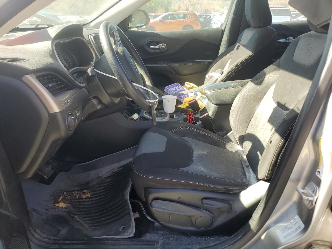 2015 Jeep Cherokee Sport VIN: 1C4PJLAB4FW660674 Lot: 91660875