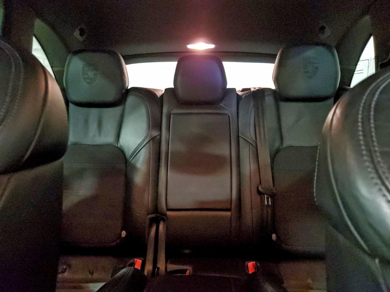 2017 Porsche Cayenne Se Hybrid Platinum VIN: WP1AE2A2XHLA74620 Lot: 94098305