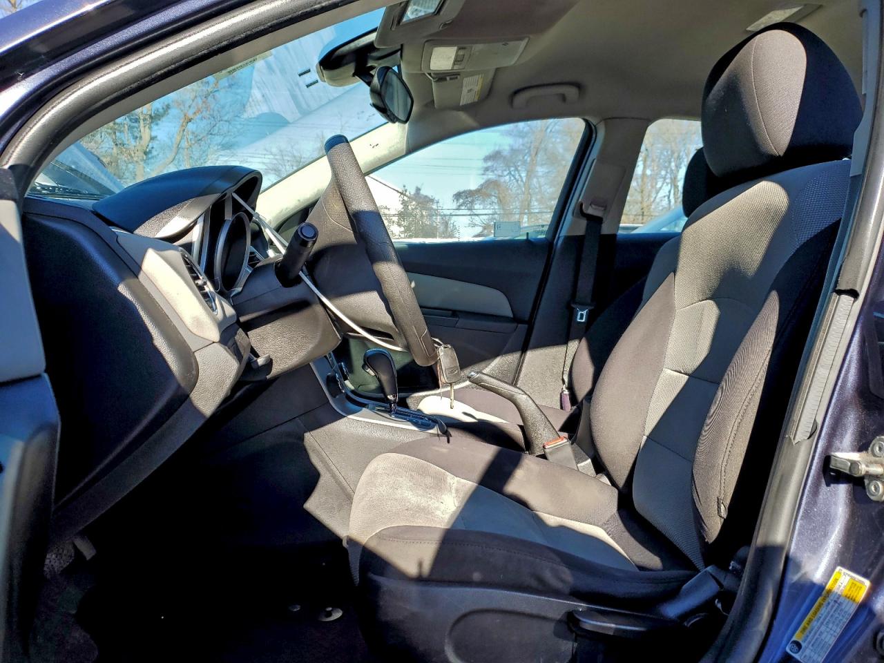 2014 Chevrolet Cruze Ls VIN: 1G1PA5SH5E7246884 Lot: 93638135