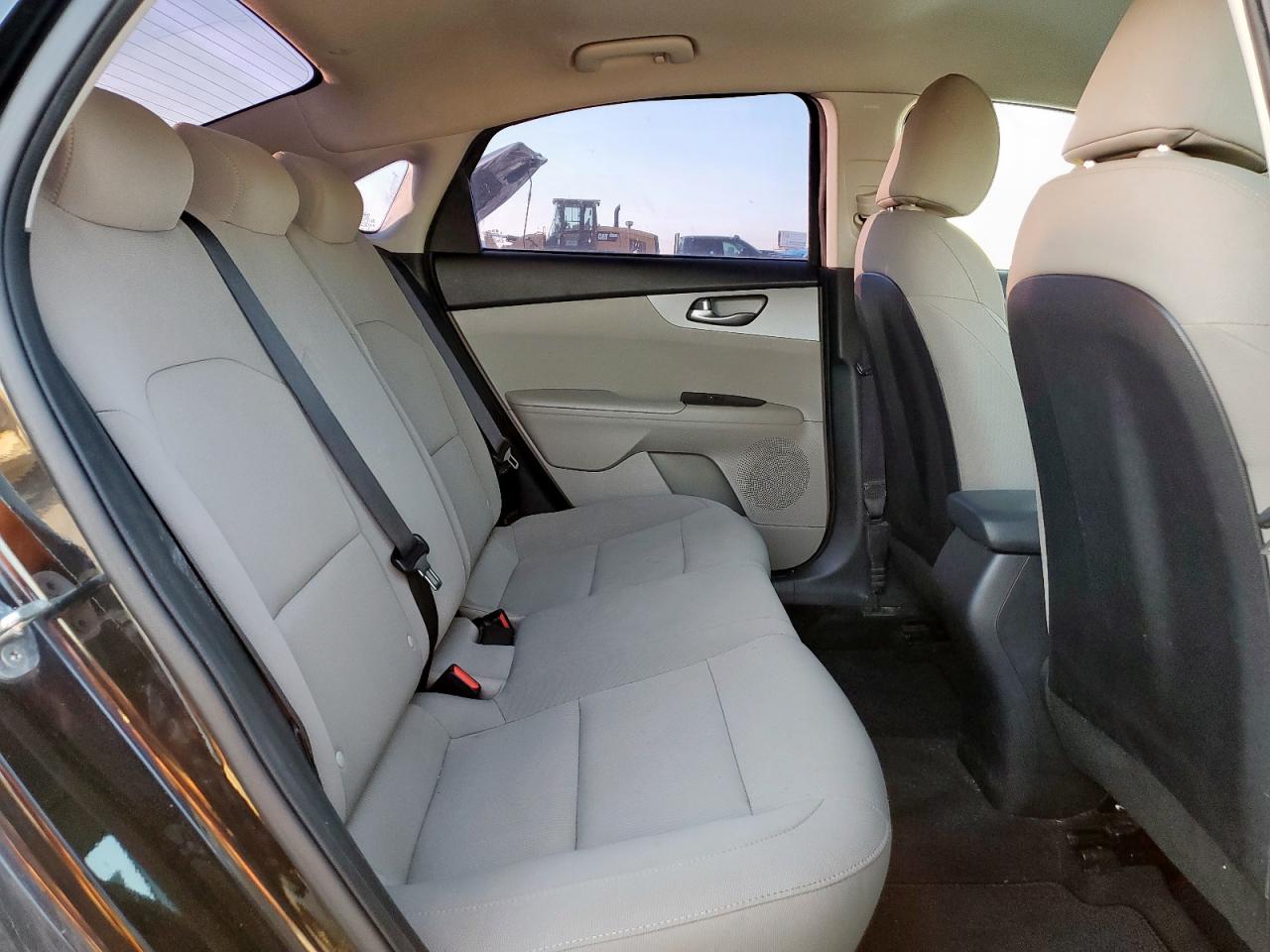 2021 Kia Forte Fe VIN: 3KPF24AD5ME354381 Lot: 87113745