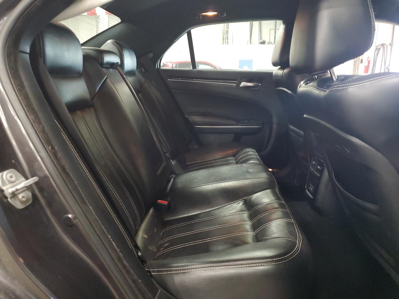 2019 Chrysler 300 S VIN: 2C3CCABGXKH547901 Lot: 90719525