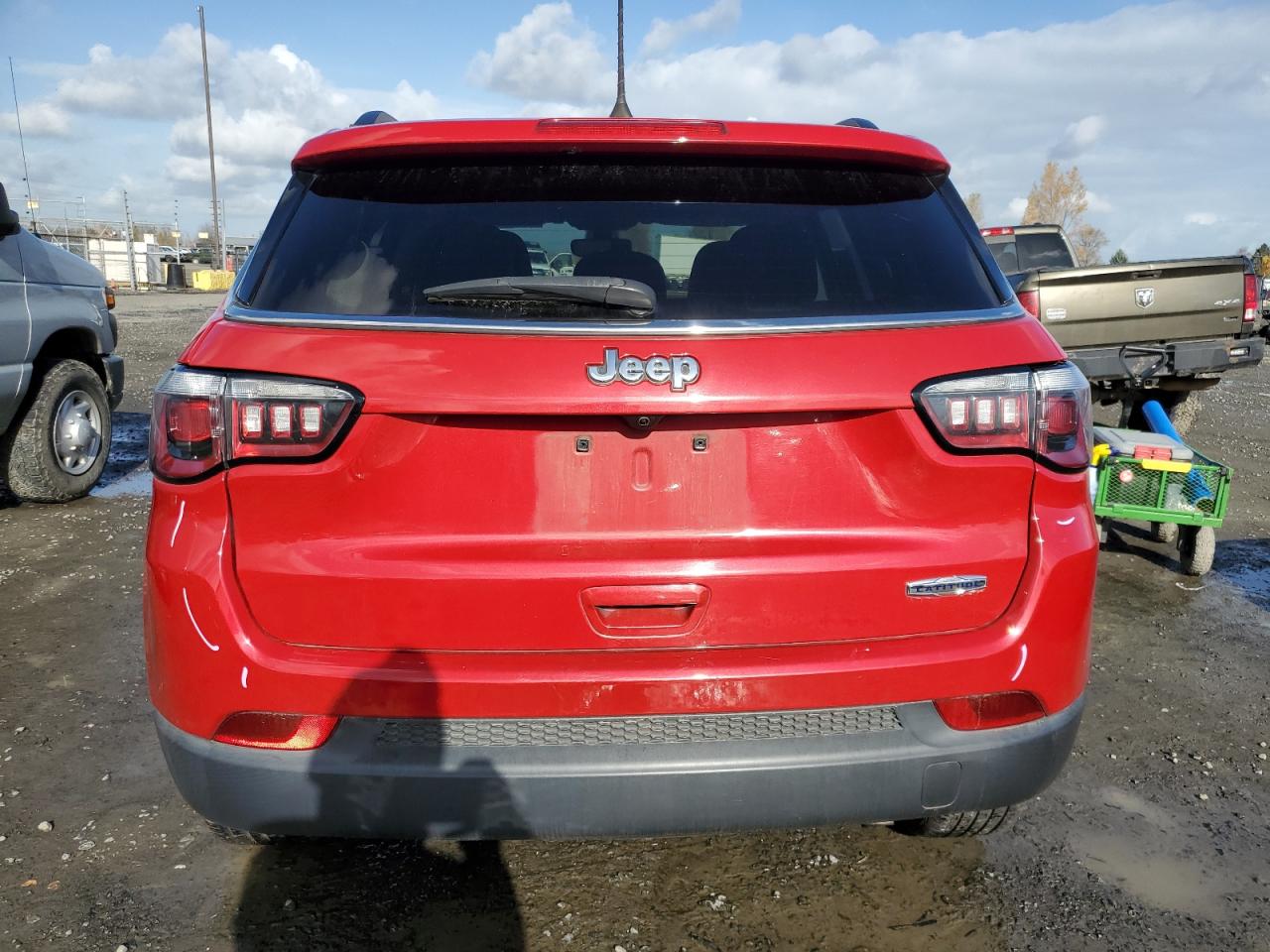 2018 Jeep Compass Latitude VIN: 3C4NJCBB2JT301795 Lot: 91712555