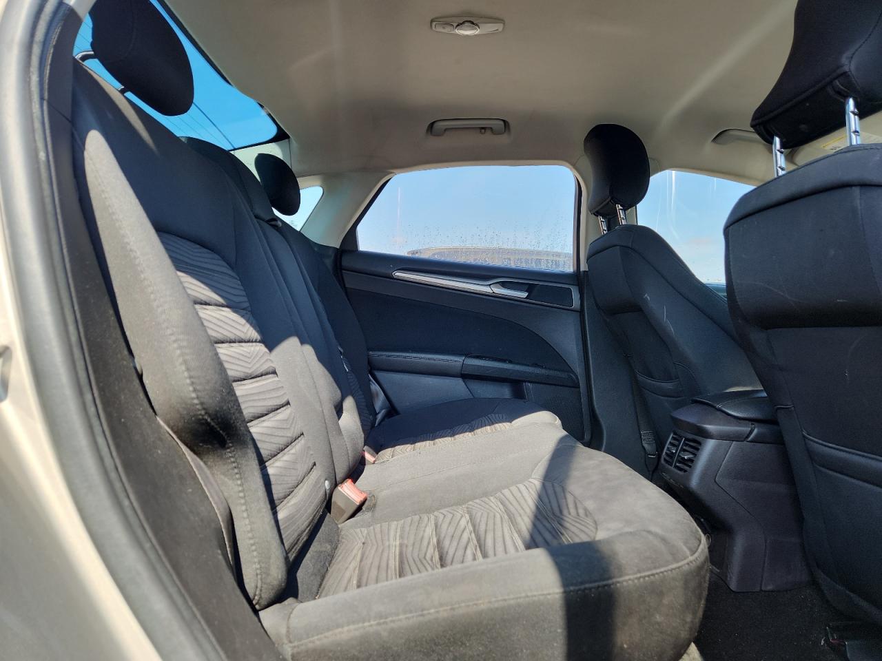 2016 Ford Fusion Se VIN: 3FA6P0H79GR211821 Lot: 90981995