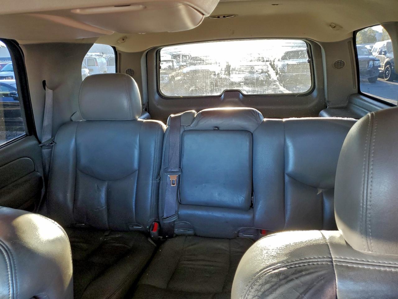 2004 Chevrolet Tahoe K1500 VIN: 1GNEK13T64J321303 Lot: 94156995