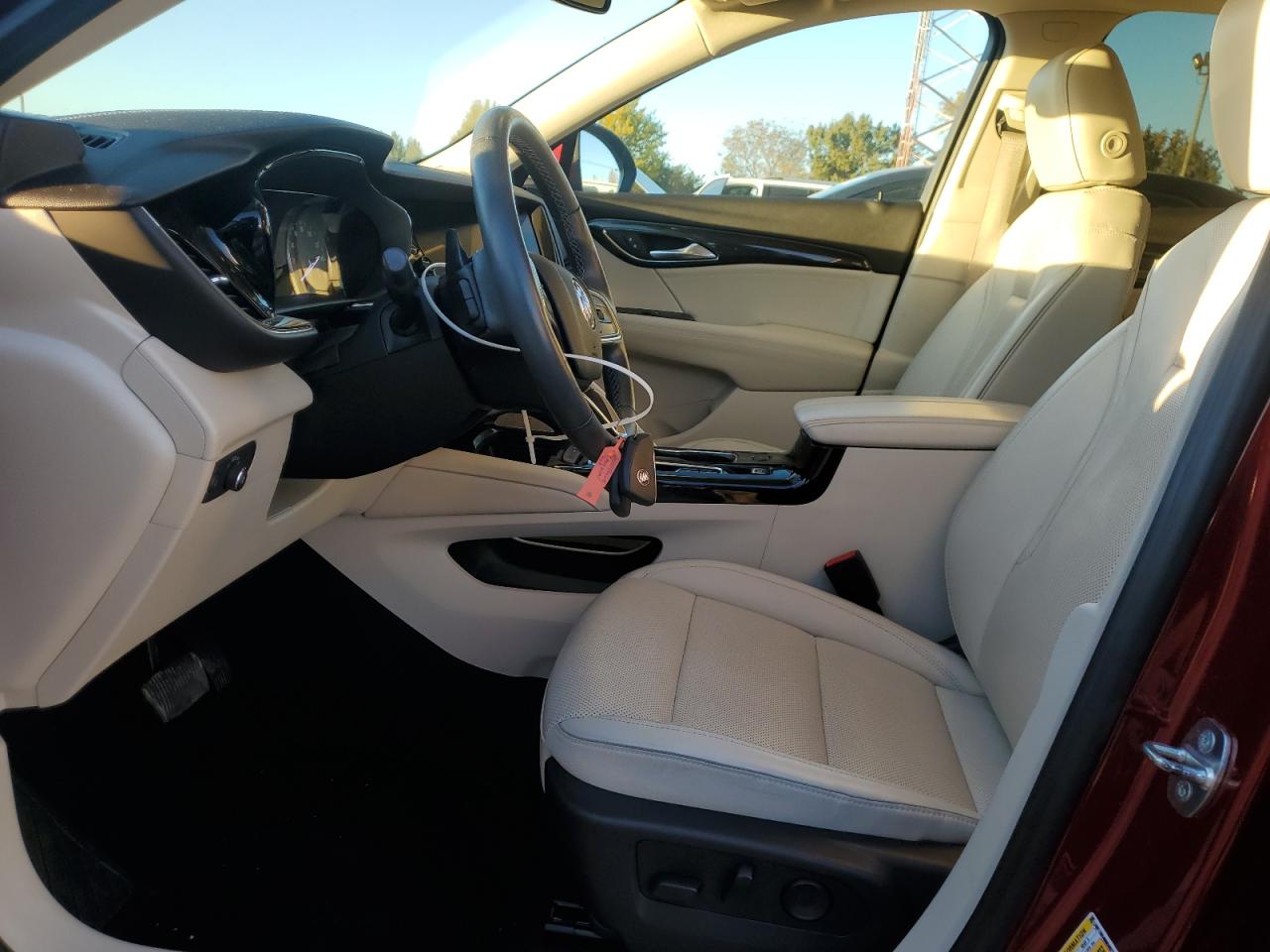 2021 Buick Envision Essence VIN: LRBFZNR40MD082280 Lot: 90969615