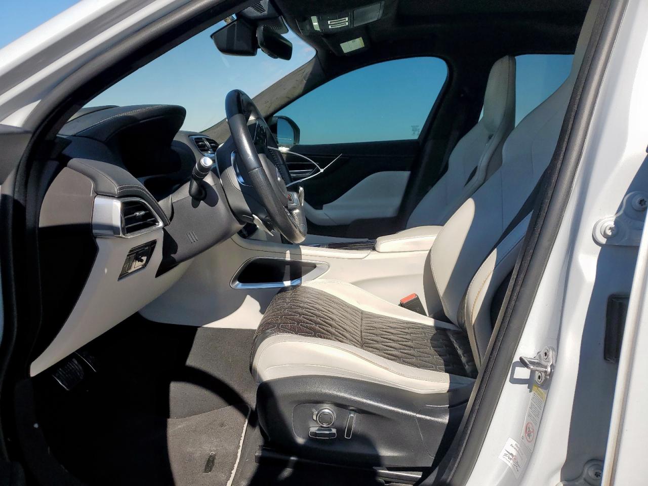 2020 Jaguar F-Pace Svr VIN: SADCZ2EE2LA627501 Lot: 90622465