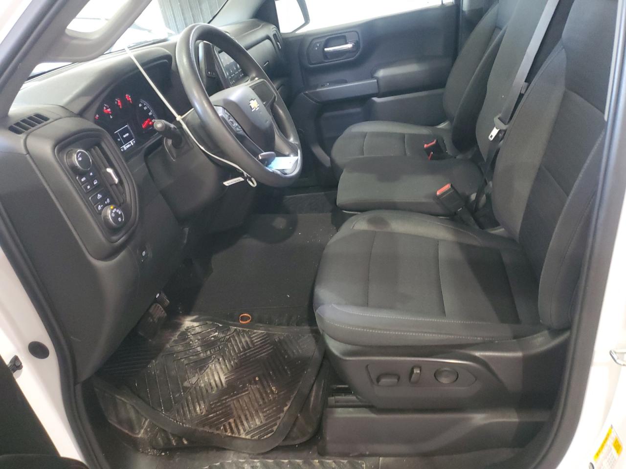 2022 Chevrolet Silverado K1500 Custom VIN: 1GCPDBEK8NZ531877 Lot: 92445375