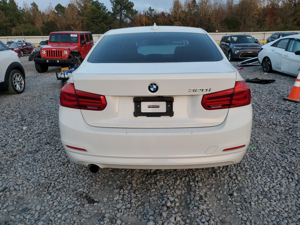 2018 BMW 320 I VIN: WBA8E1G58JNU91513 Lot: 93310085