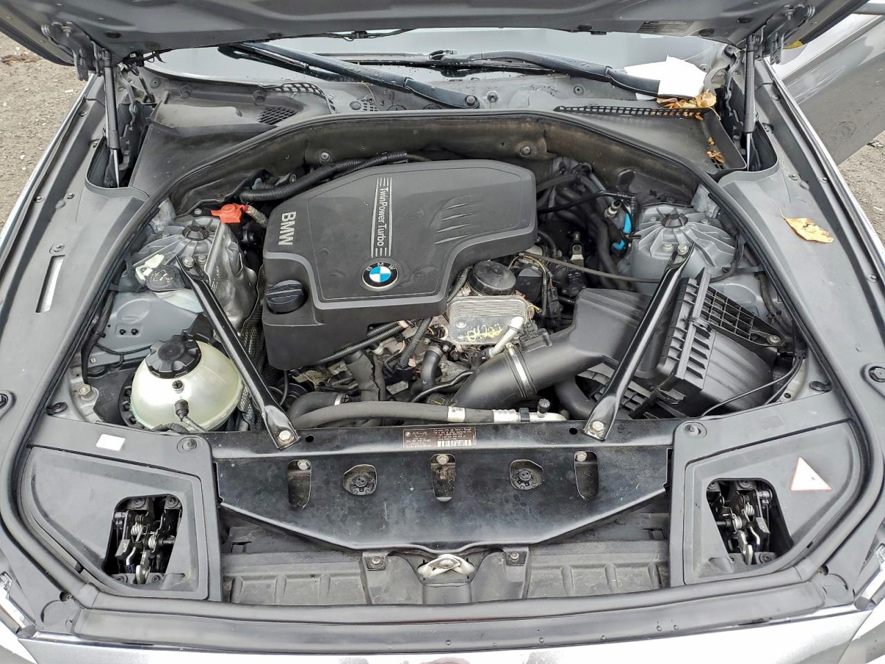 2012 BMW 528 Xi VIN: WBAXH5C52CDW11511 Lot: 94088265