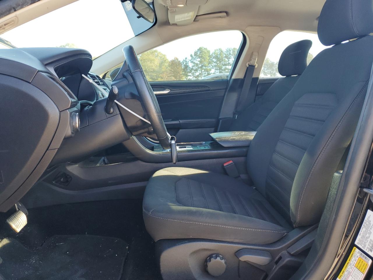 2018 Ford Fusion S VIN: 3FA6P0G74JR228888 Lot: 92082455