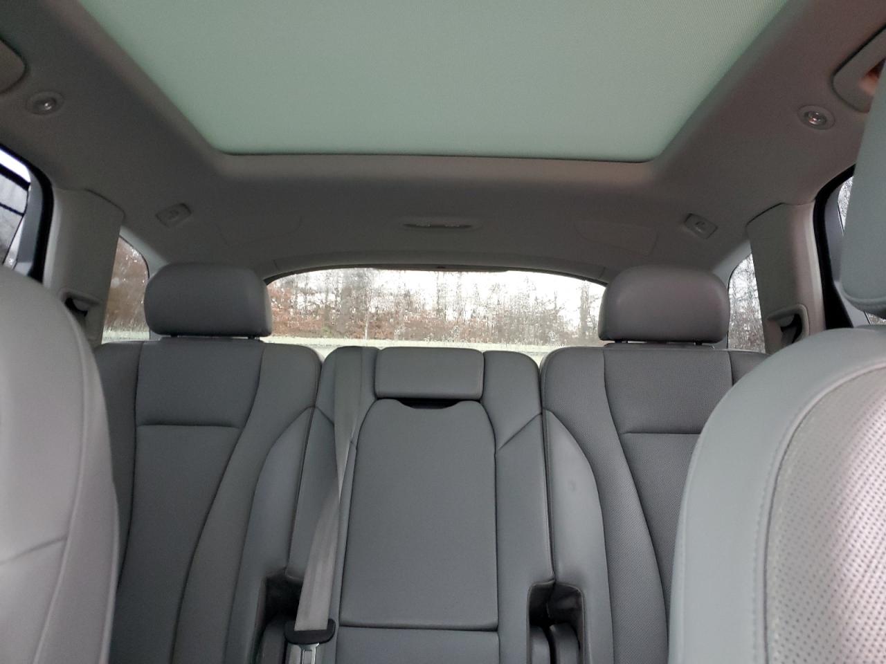 2017 Audi Q7 Premium Plus VIN: WA1LAAF72HD005641 Lot: 92392095