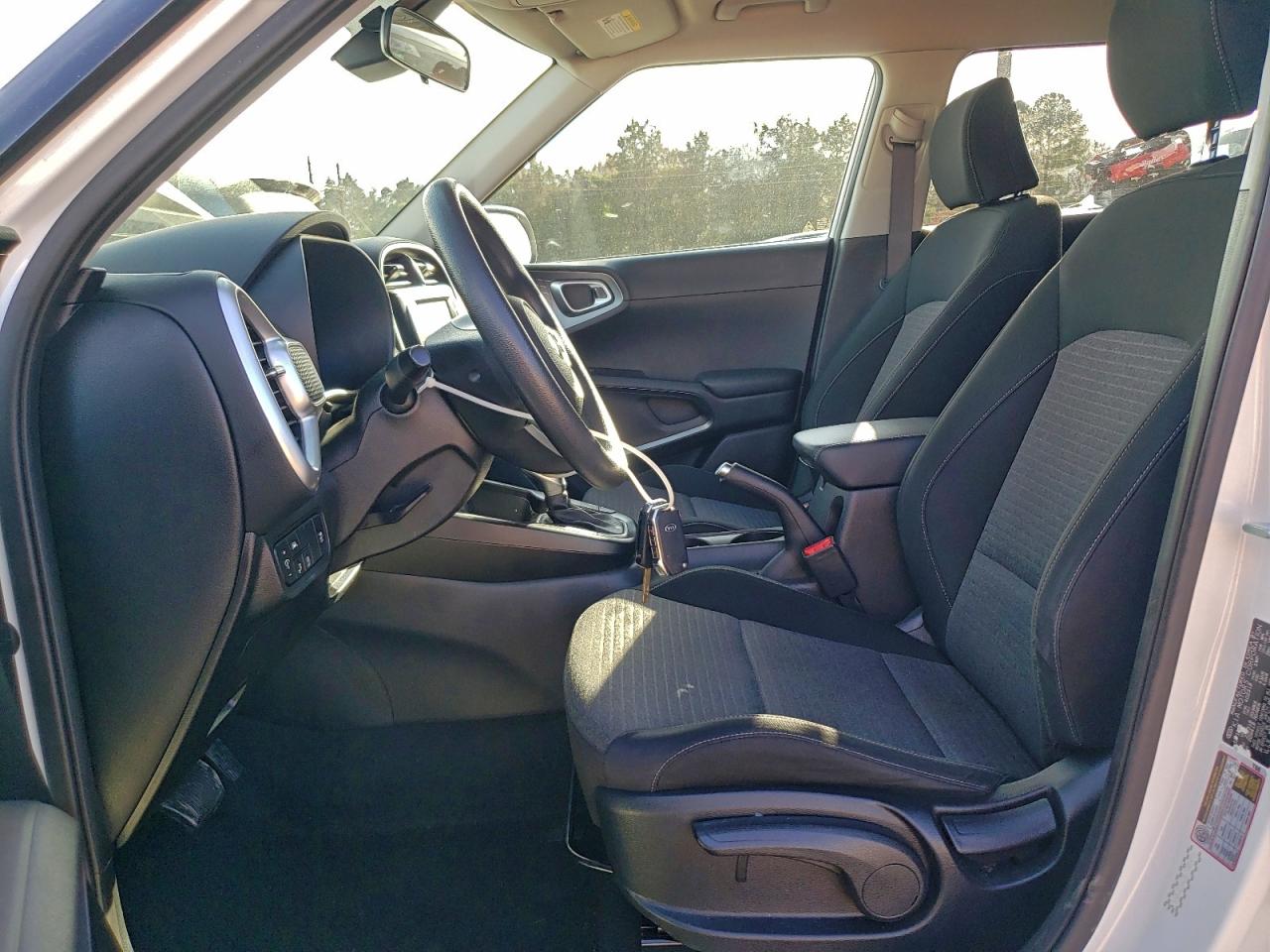 2020 Kia Soul Lx VIN: KNDJ23AU3L7005495 Lot: 94327555