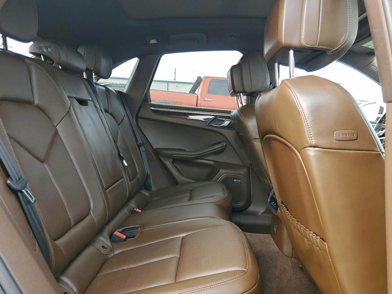 2018 Porsche Macan S VIN: WP1AB2A59JLB38168 Lot: 94076205