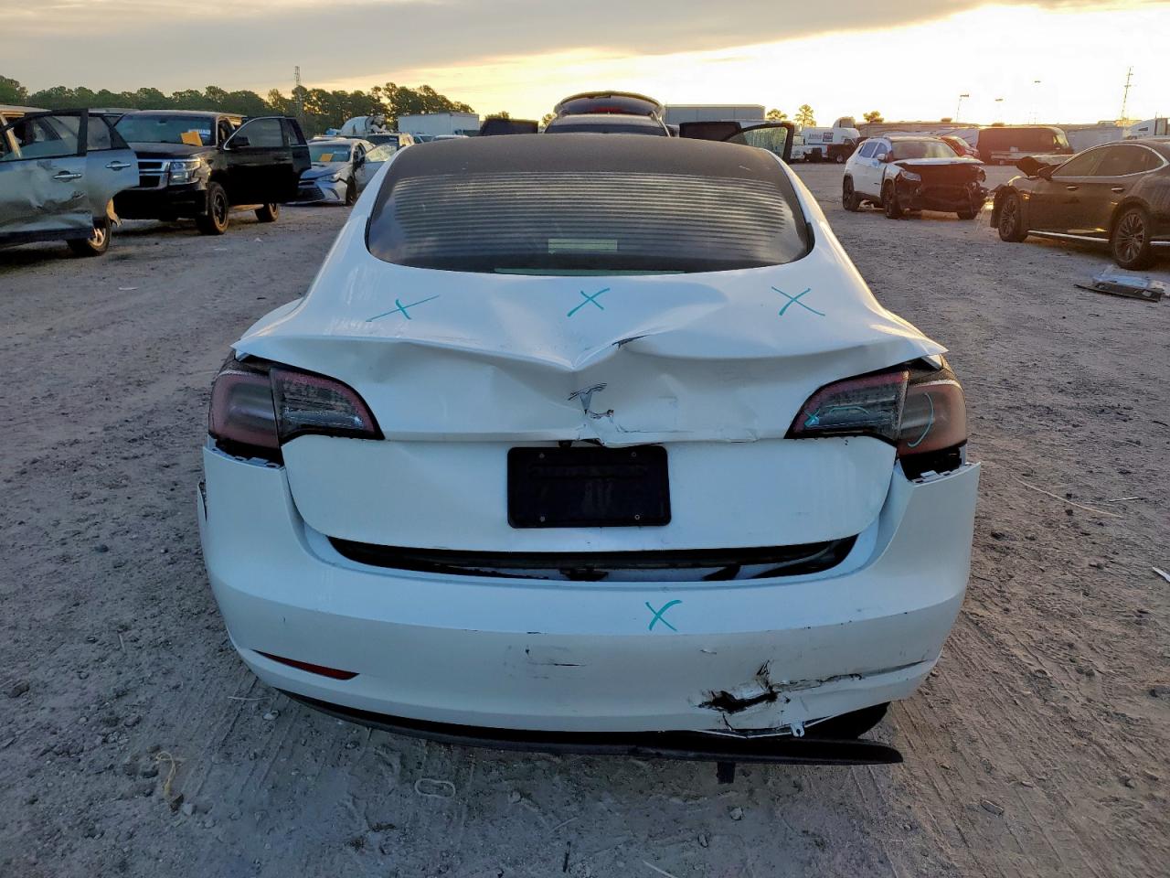 2023 Tesla Model 3 VIN: 5YJ3E1EA8PF590482 Lot: 89902585