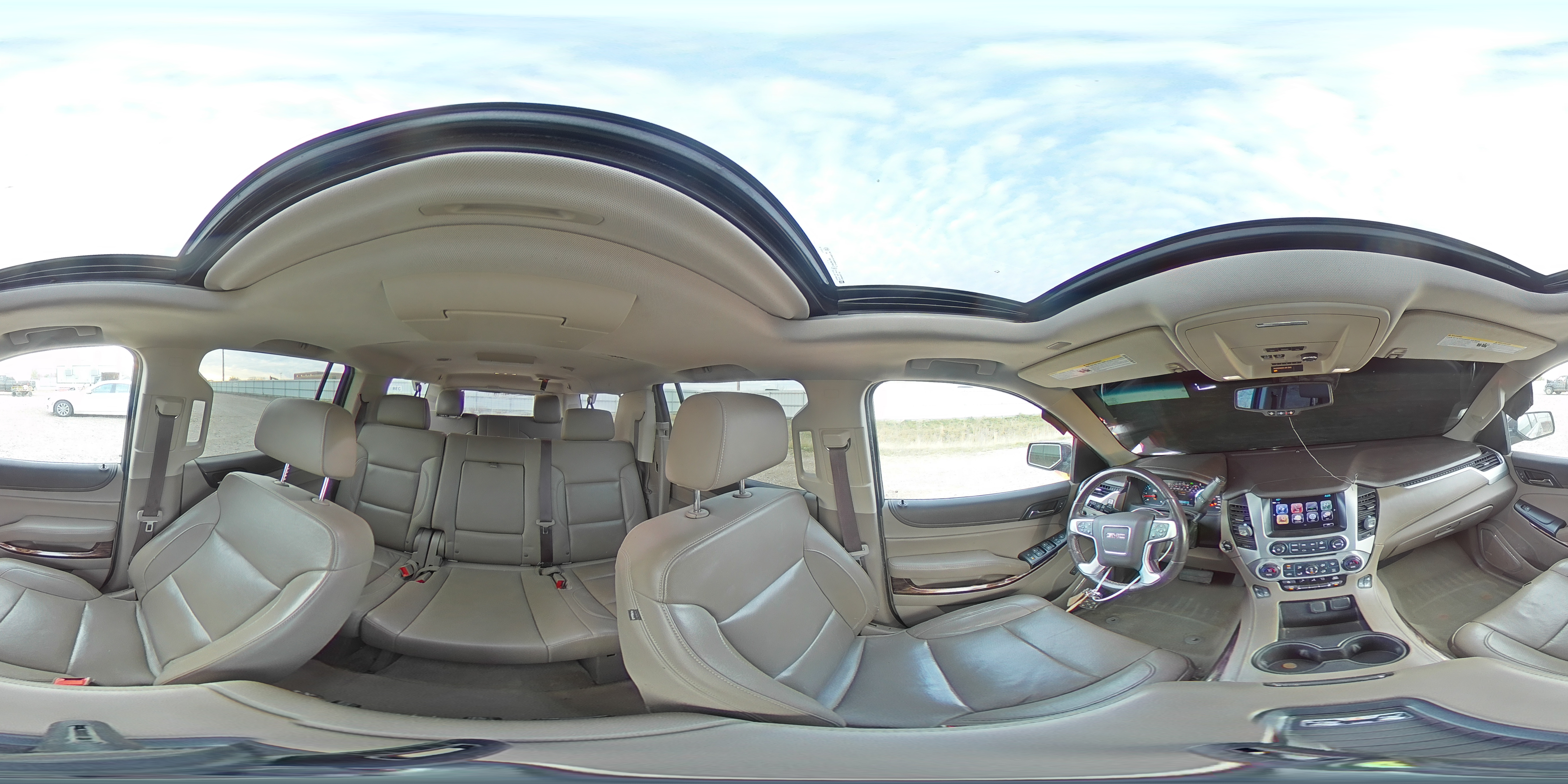 2017 GMC Yukon Xl K1500 Slt VIN: 1GKS2GKC8HR287361 Lot: 91420515