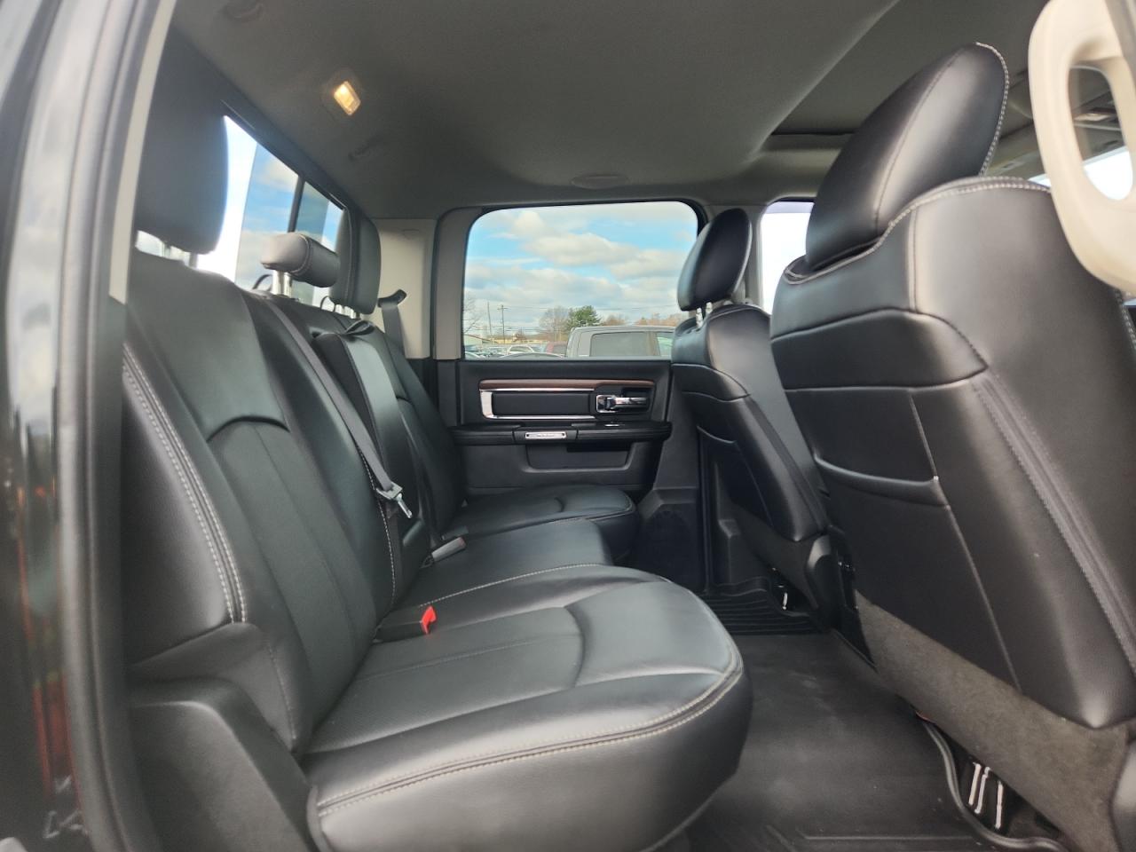 2018 Ram 3500 Laramie VIN: 3C63R3EL0JG146877 Lot: 91973485