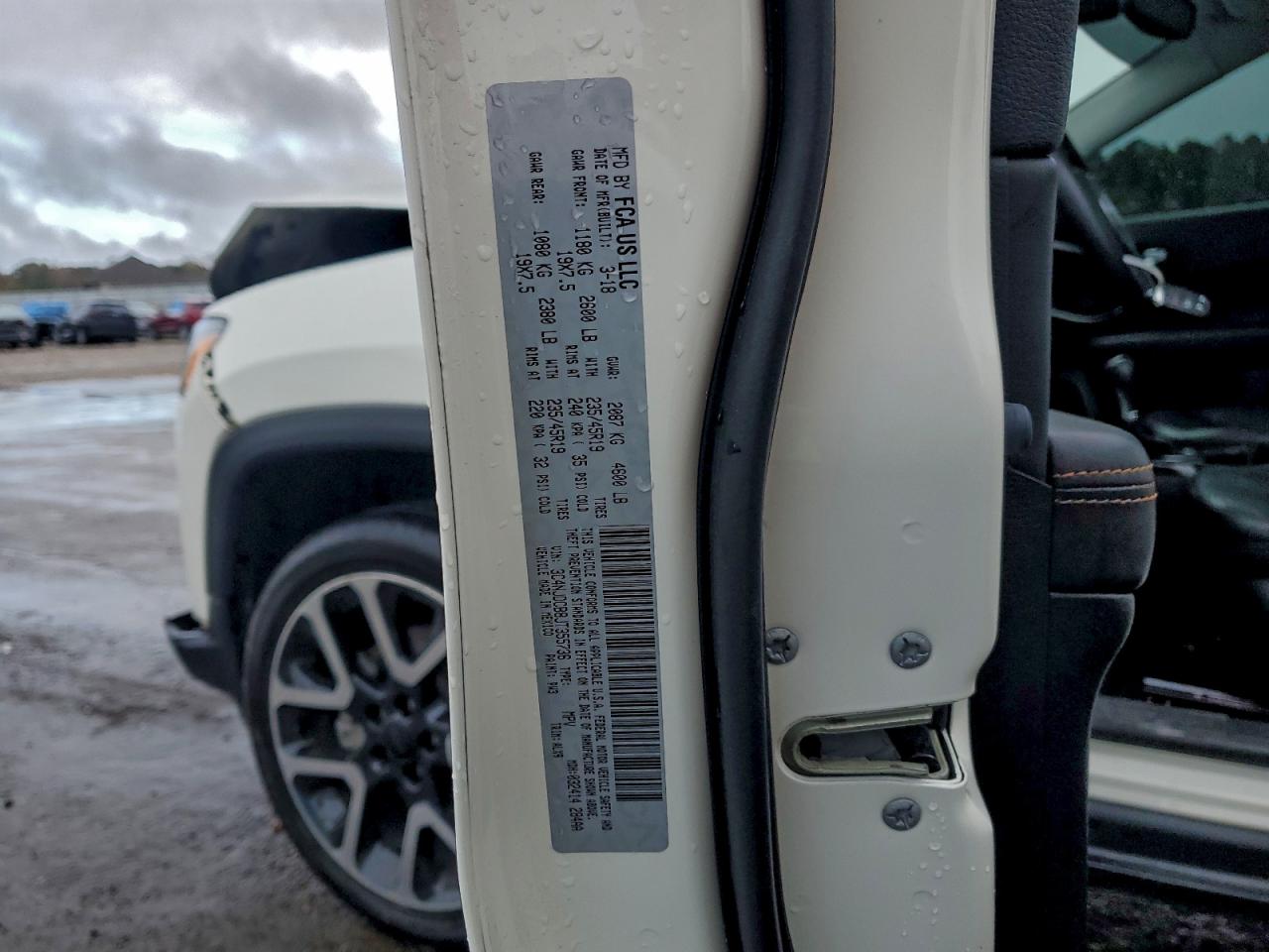 2018 Jeep Compass Limited VIN: 3C4NJDCB8JT355736 Lot: 93447065