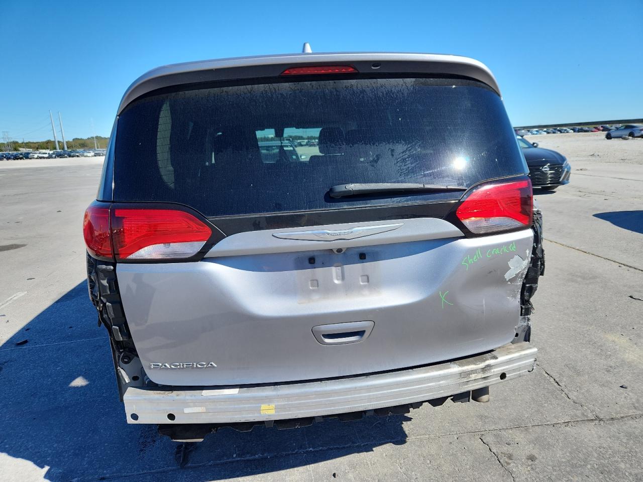 2017 Chrysler Pacifica Touring L VIN: 2C4RC1BG3HR543889 Lot: 92196555