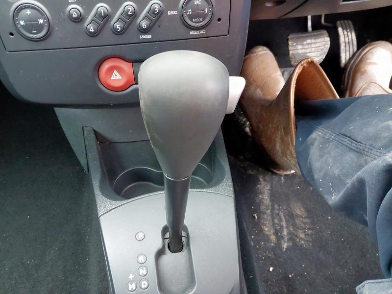 2006 RENAULT CLIO 1.6 VVT DYNAMIQUE 5DR AUTO