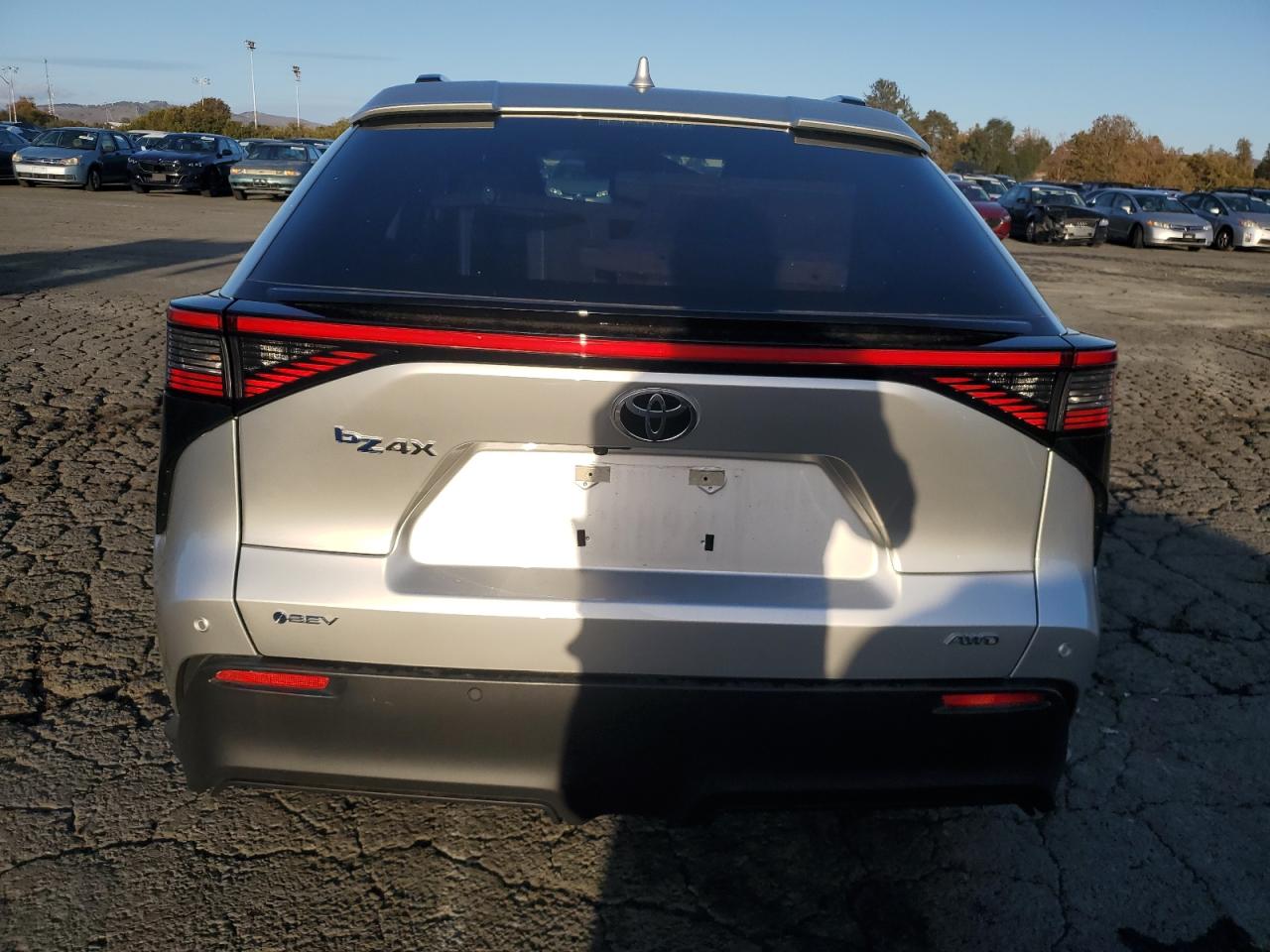 2024 Toyota Bz4X Xle VIN: JTMABACA8RA079949 Lot: 91490835