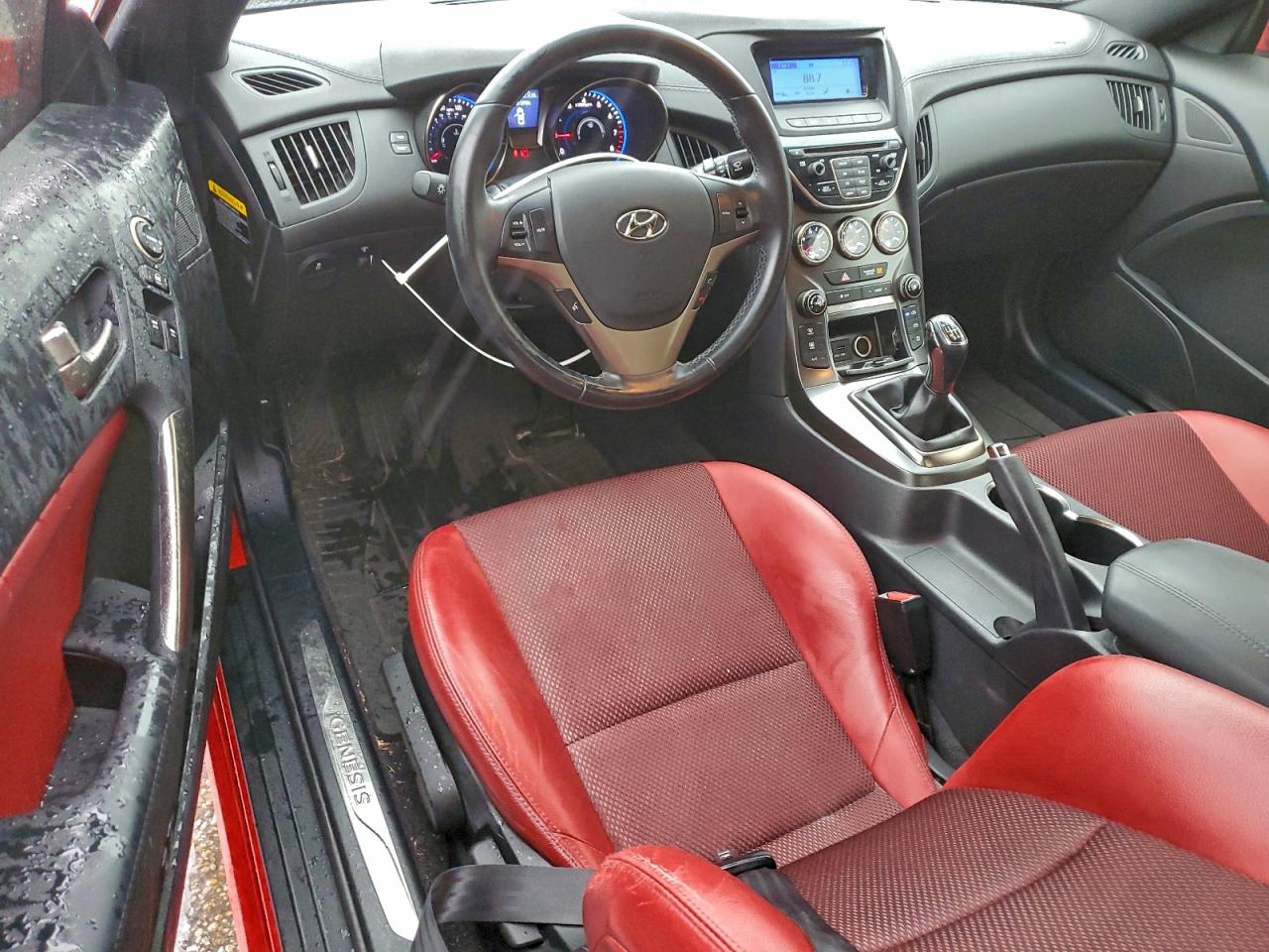 2013 Hyundai Genesis Coupe 3.8L VIN: KMHHU6KJ9DU101399 Lot: 93871195