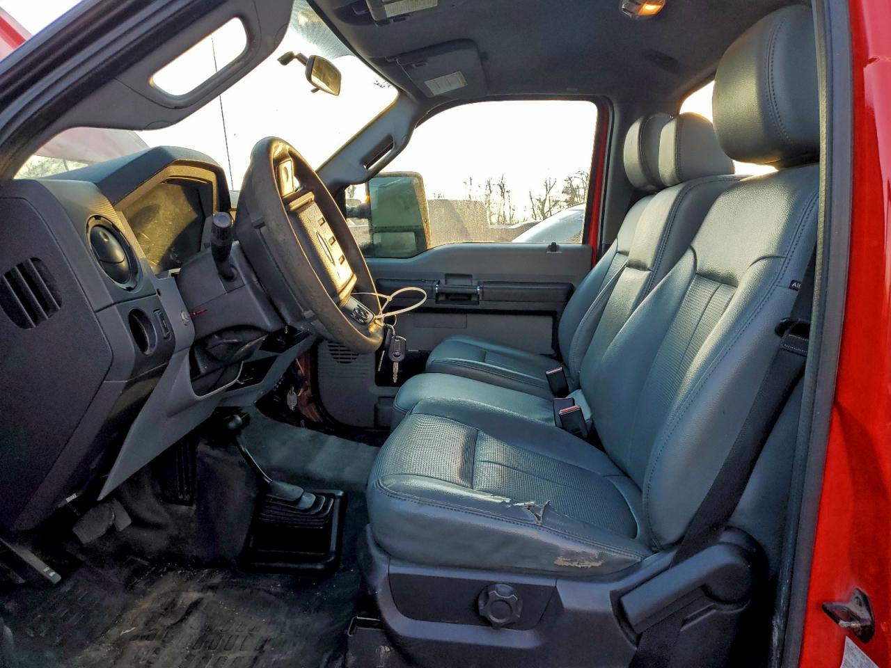 2016 Ford F250 Super Duty VIN: 1FTBF2B67GEA92550 Lot: 94699465