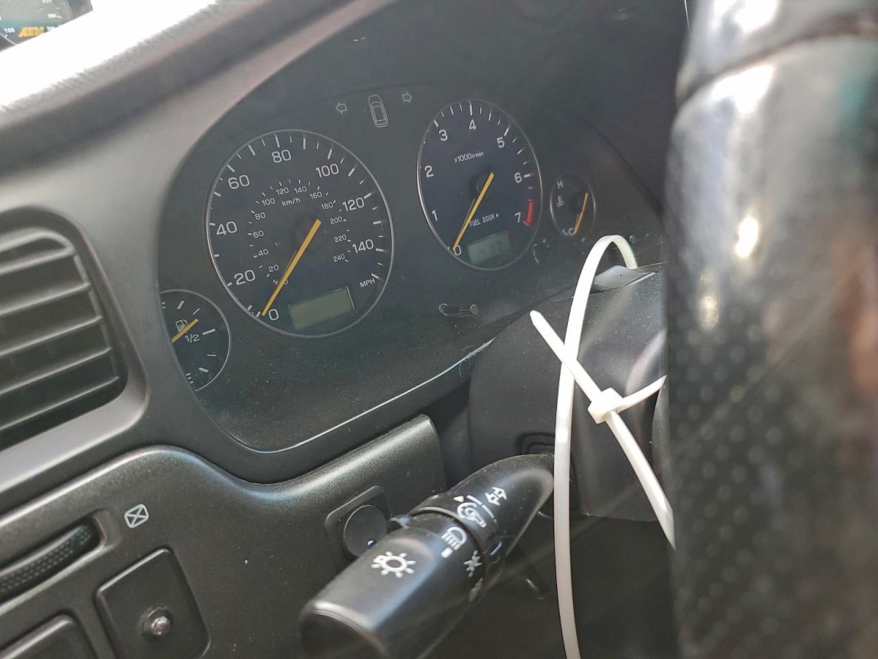 2000 Subaru Legacy Outback VIN: 4S3BH6657Y7621570 Lot: 93951325